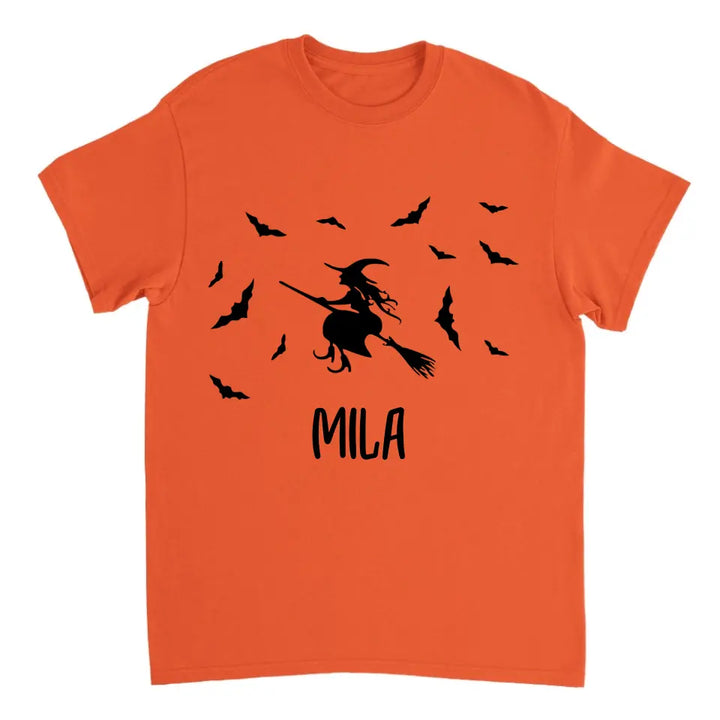 Personalisiertes Fliegende Hexe Halloween T-Shirt - printpod.de